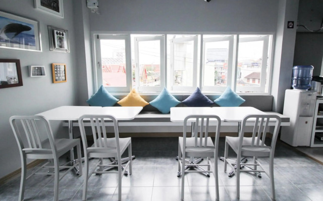 The Moon Hostel Hua Hin