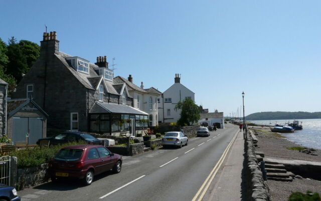 Rosemount Guest House
