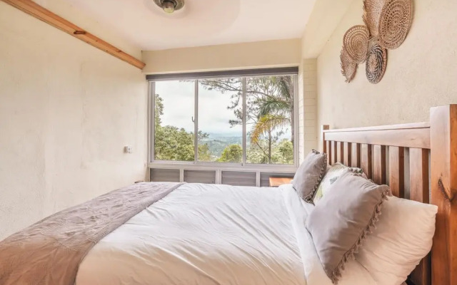 11br Villa w Jacuzzi Mountain View in Jarabacoa