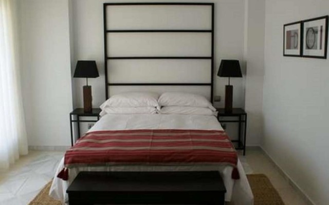 Apartamentos Fuente Aloha