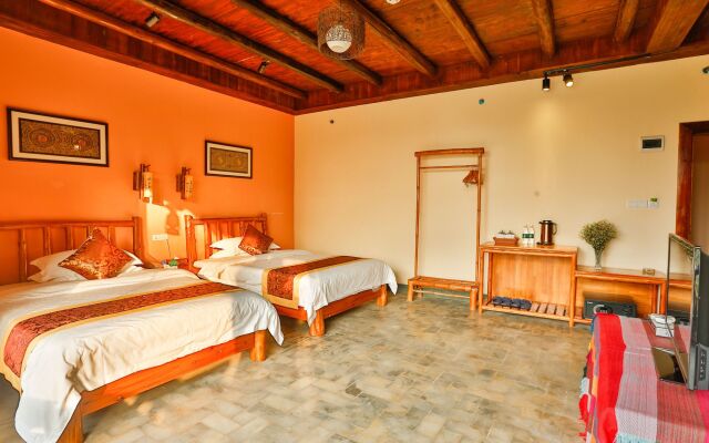Yangshuo River Lodge
