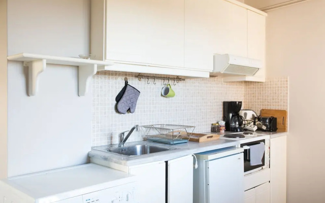 Yasmine Apartments