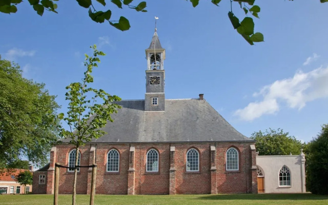 Romantic Getaway With Garden