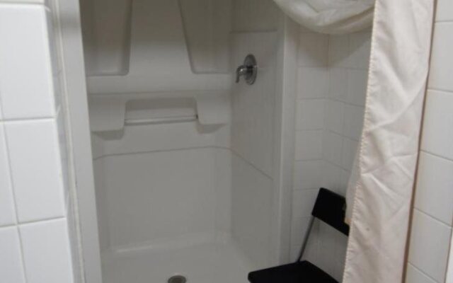 HI Calgary City Centre - Hostel
