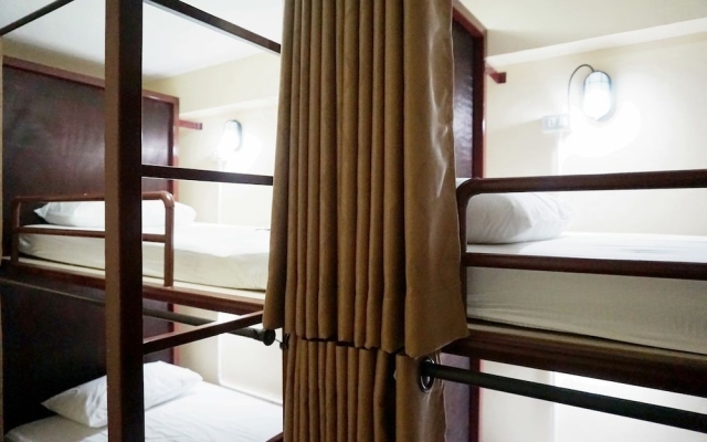 @Home Hostel Wua Lai