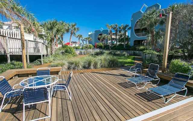 St. Augustine's Oceanfront Oasis: Hibiscus F102