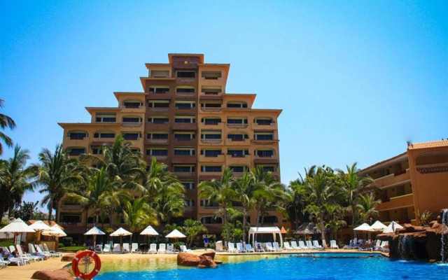 Costa De Oro Beach Hotel