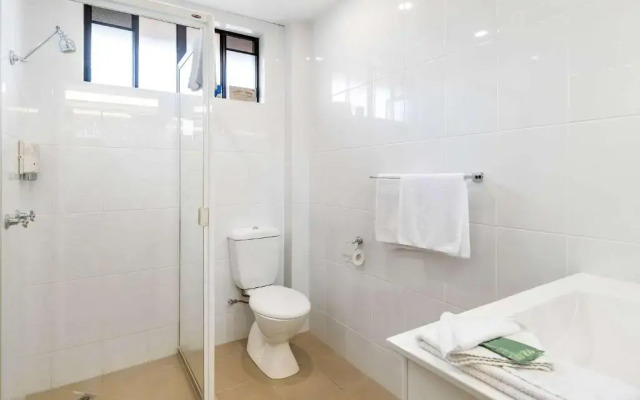 Comfort Inn & Suites Robertson Gardens