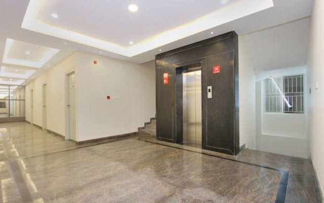 OYO 9931 Hotel Bali Square