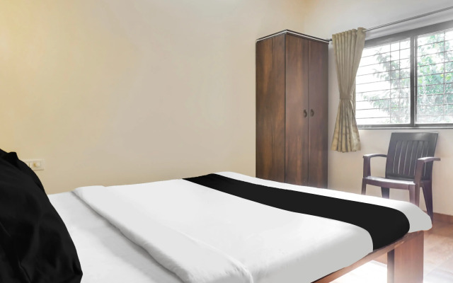 OYO Flagship 81602 Hotel Mv Galaxy