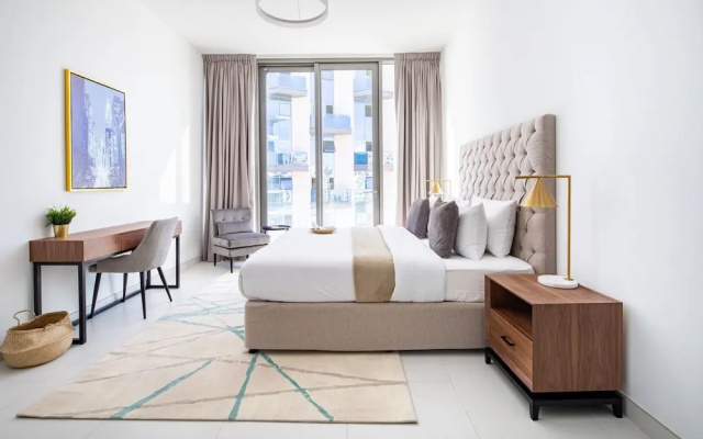 Mesmerizing Upscale 1BR Apartment in Soho Palm Jumeirah