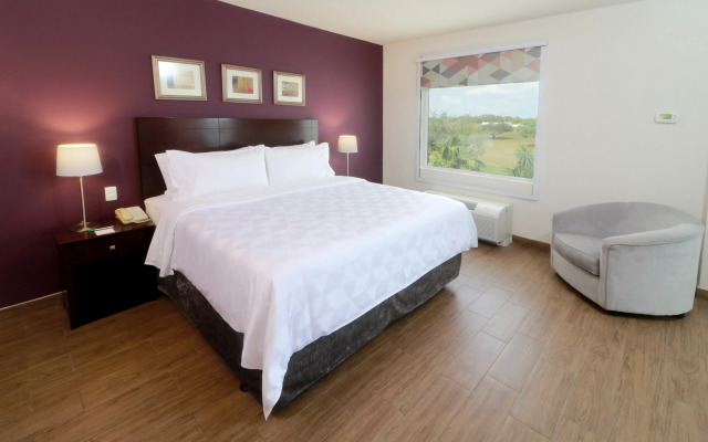 Holiday Inn Reynosa Industrial Poniente by IHG