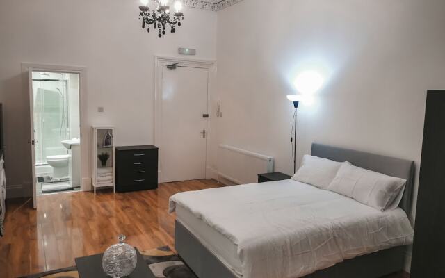 SH Apartments - Dixon Street