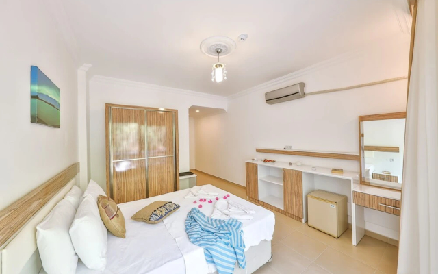 Anfora Hotel