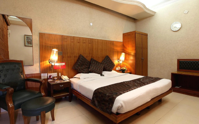 Royal Castle Grand