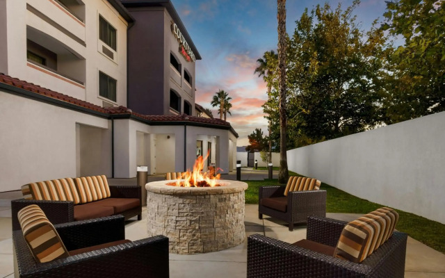 Courtyard Palmdale