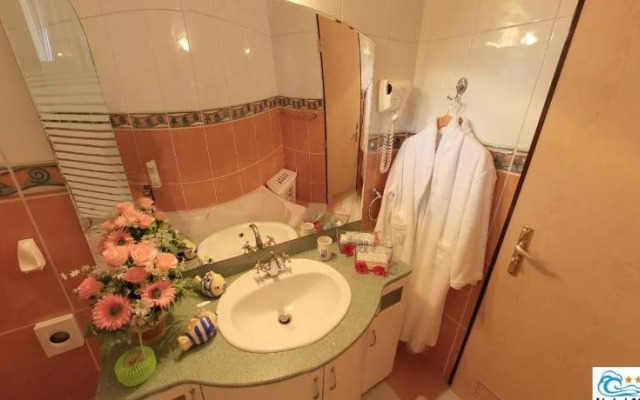 Hotel & Restaurant Valul Magic