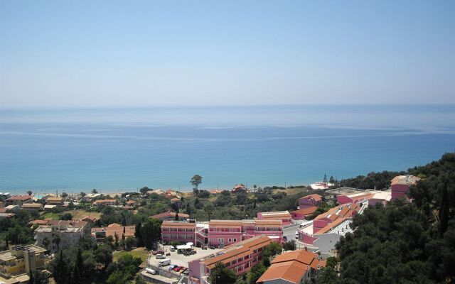 The Pink Palace Hotel & Hostel