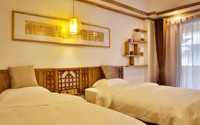 Floral Hotel·Yicheng Yijia Hotel(Dongda store of Zhangjiajie National Forest Park)