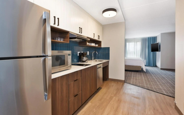 Staybridge Suites Pittsburgh Airport by IHG