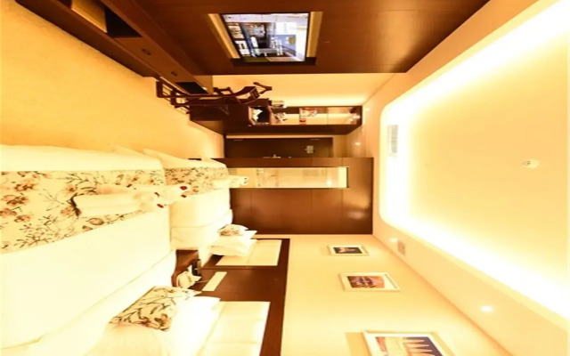 The Savile Residence Hotel