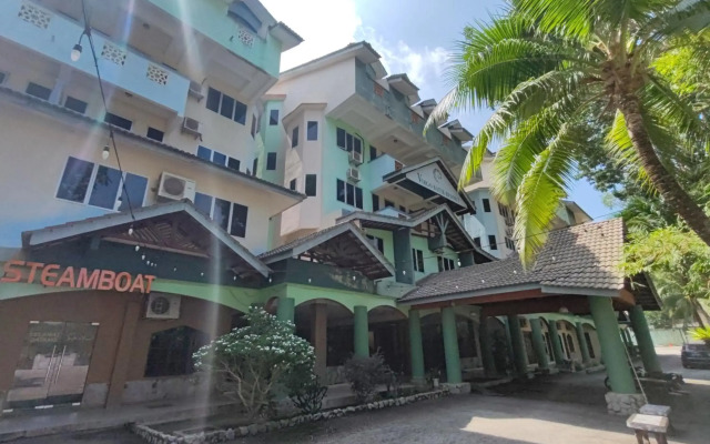 Virgo Batik Resort Teluk Batik Lumut