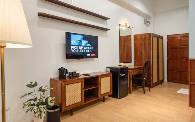 Bania Boutique House