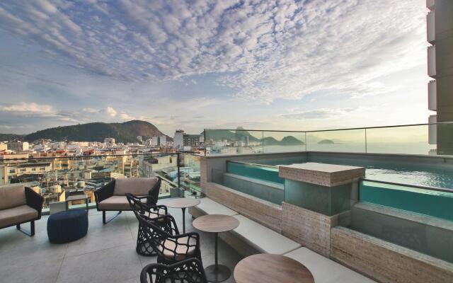 Ritz Copacabana Boutique Hotel