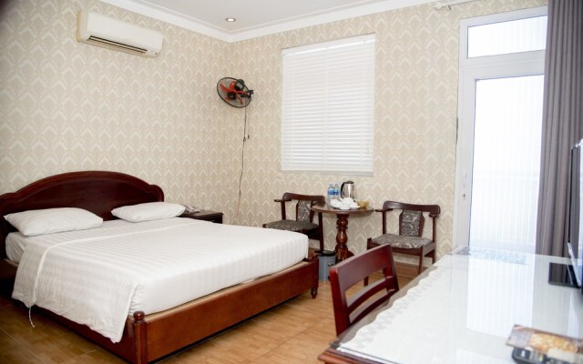 Ha Trinh Hotel