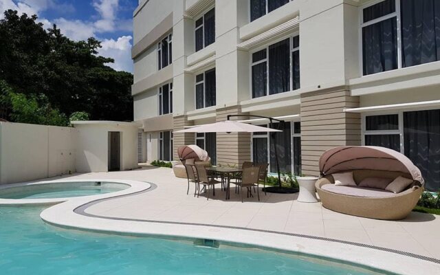 LeBlanc Hotel and Resort