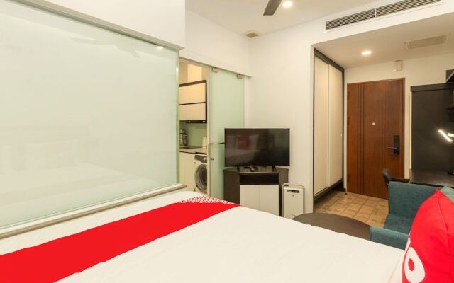 OYO 1042 Cozy Select Luxury Apartments