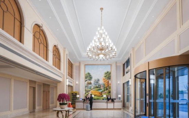 Vienna Hotel (Qingdao Jiaodong International Airport Zhanqian Avenue) — hotel in Qingdao