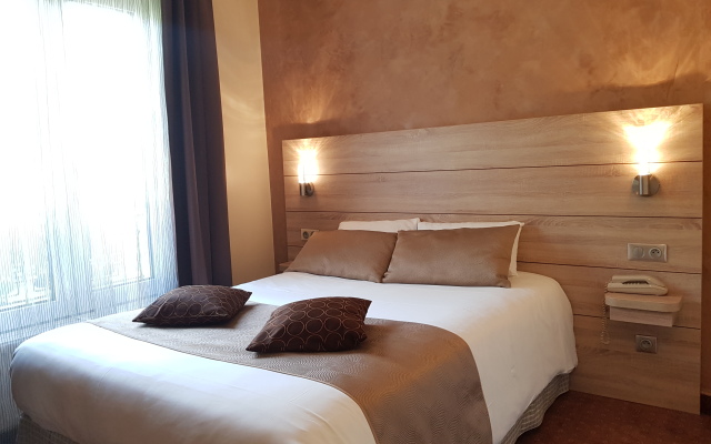 Hotel Champerret Elysees