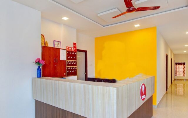 OYO 11670 Hotel Vishnu Priya Residency