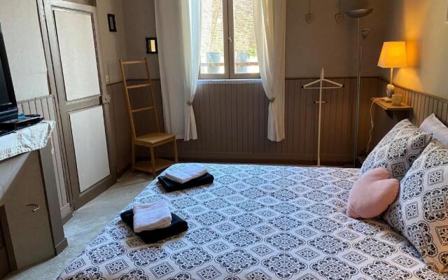 le logis de Lancelot Elegant home City Center