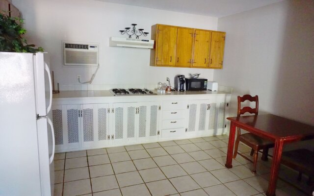 The Carriage House Inn