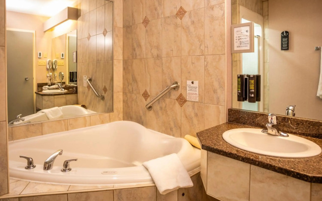 Old Orchard Inn & Spa