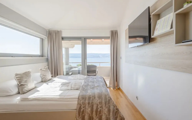 Rogac Rooms