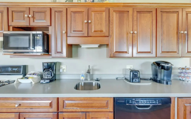 'holmes With a View' Studio: Millersburg Retreat!