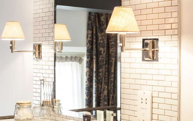 Great John Street Hotel