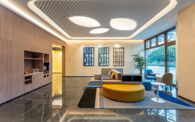 Holiday Inn Express Luoyang Longmen – Lobby – Luoyang