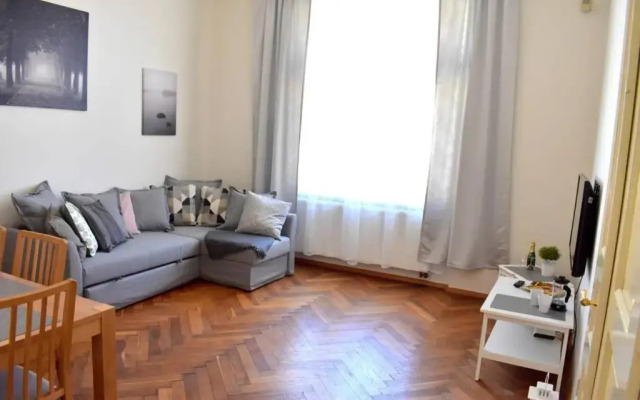 Airstay Prague : DeLuxe Apartment Old town