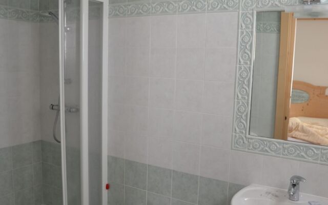 Albergo 2000