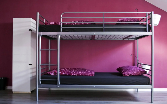 Nitra Glycerin Hostel