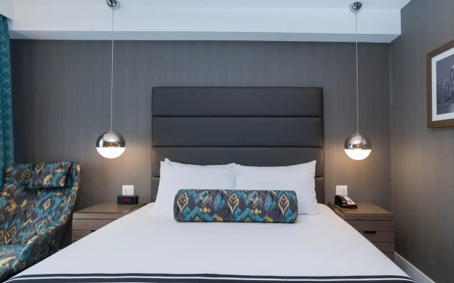 Sandman Signature Calgary Airport Hotel