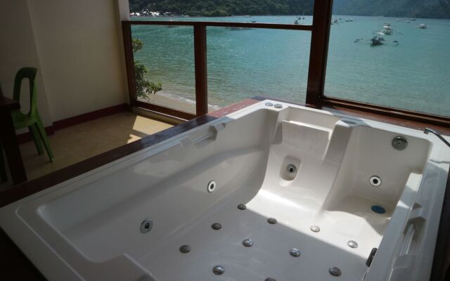 Rainforest Beach Hotel