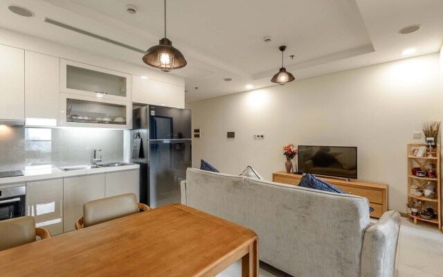 LANDMARK 81 Luxury Riverside Retreat