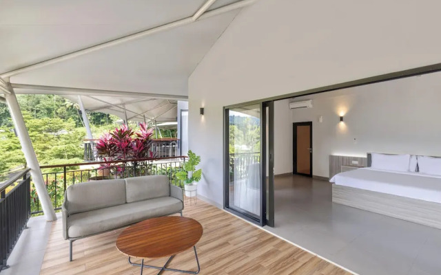 The Glamping @ARTOTEL Pelangi Park