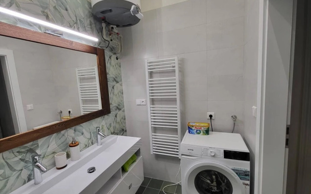 Prague Centre Apartment With Balcony