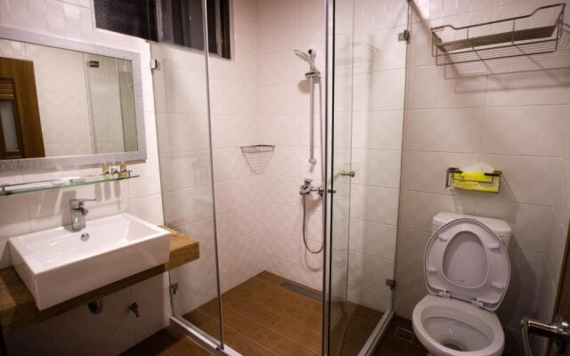 Cozy Cozy Hostel